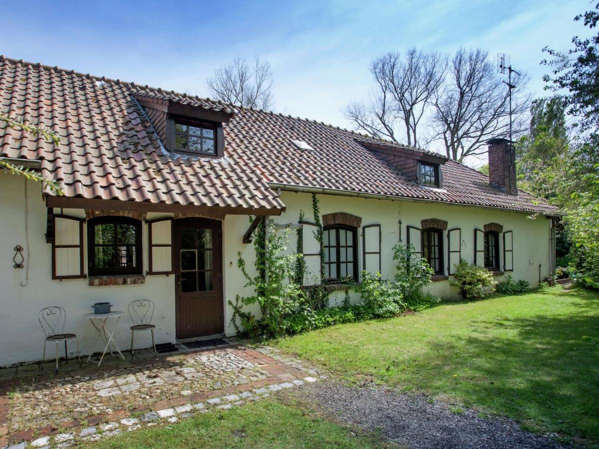 Magnificent Farmhouse In Sint Joost Holiday home