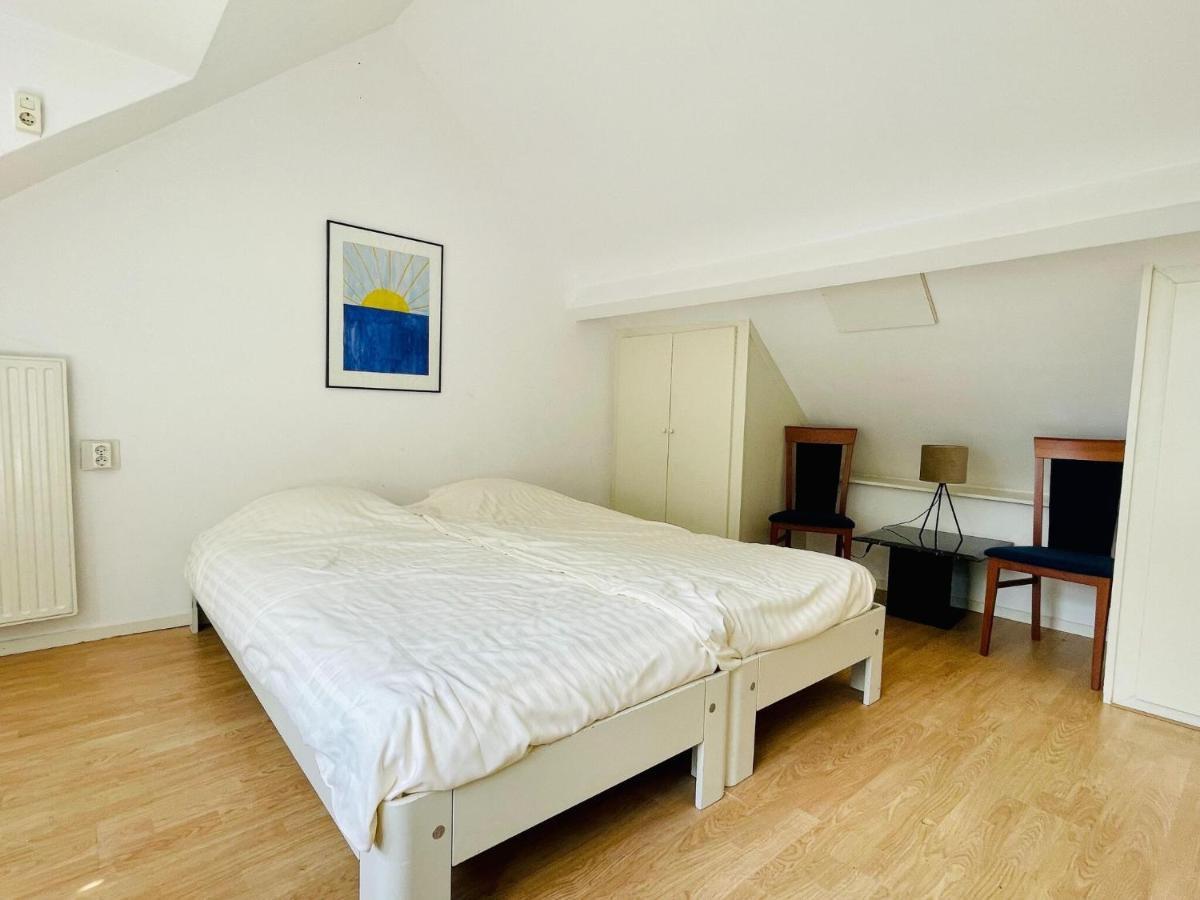 Holiday home Magnificent Farmhouse In Sint Joost